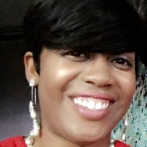 Meet your Posher, Martia